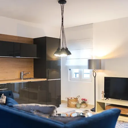 Apartment Ema