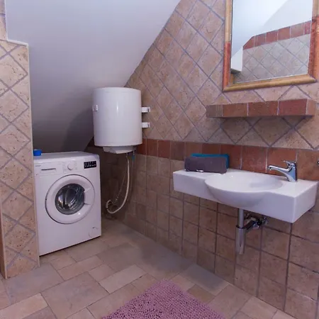 Ema Appartement *